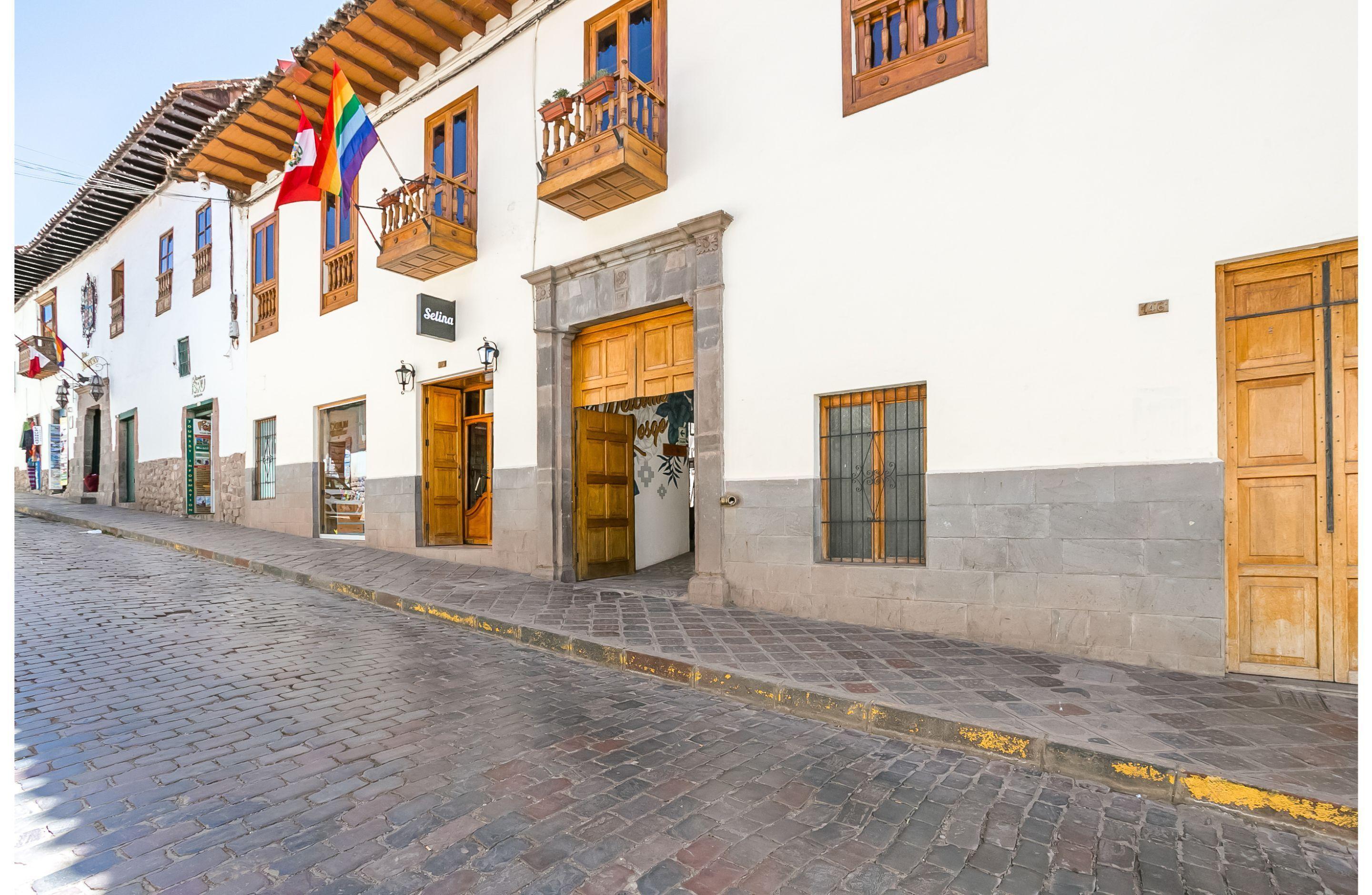 Hotel Selina Plaza De Armas Cuzco Esterno foto